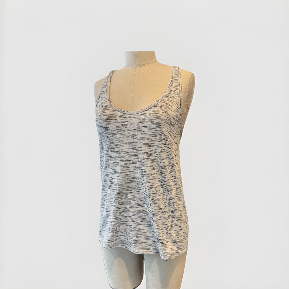 Lululemon Essentials Tank In Black And Gray Light Weight, Size 6